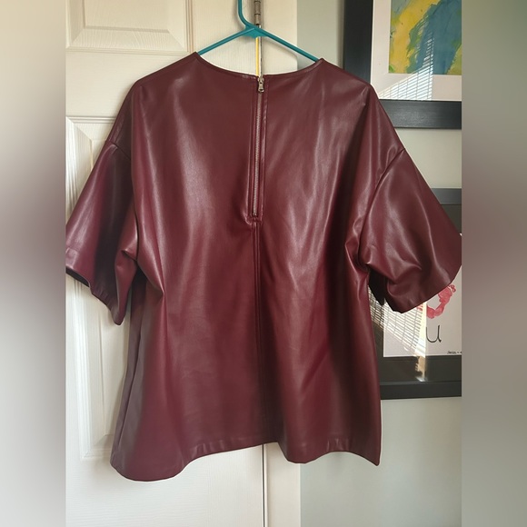 Faux Leather top - Picture 2 of 3